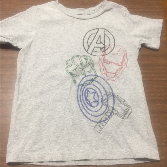 Disney Other - Used marvel t-shirt, size 4